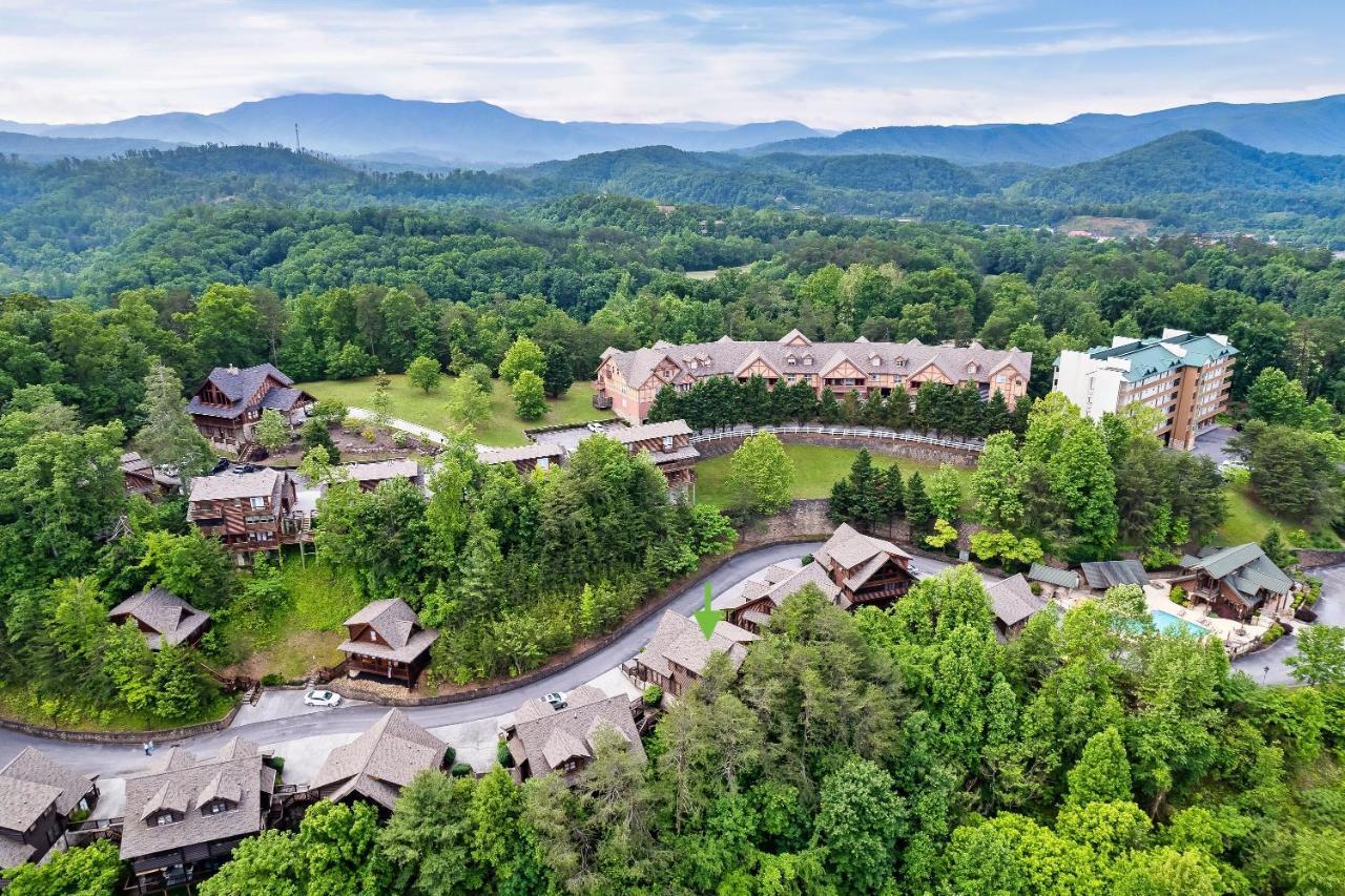 2 Miles From Dollywood Family Resort With Seasonal Outdoor Swimming Pool, Year Around Heated Indoor Swimming Pool, Townhome Style Cabin, Private Hot Tub, Arcade, Tv, Wifi, Kitchen With Refrigerator, Washer And Dryer Pigeon Forge Buitenkant foto